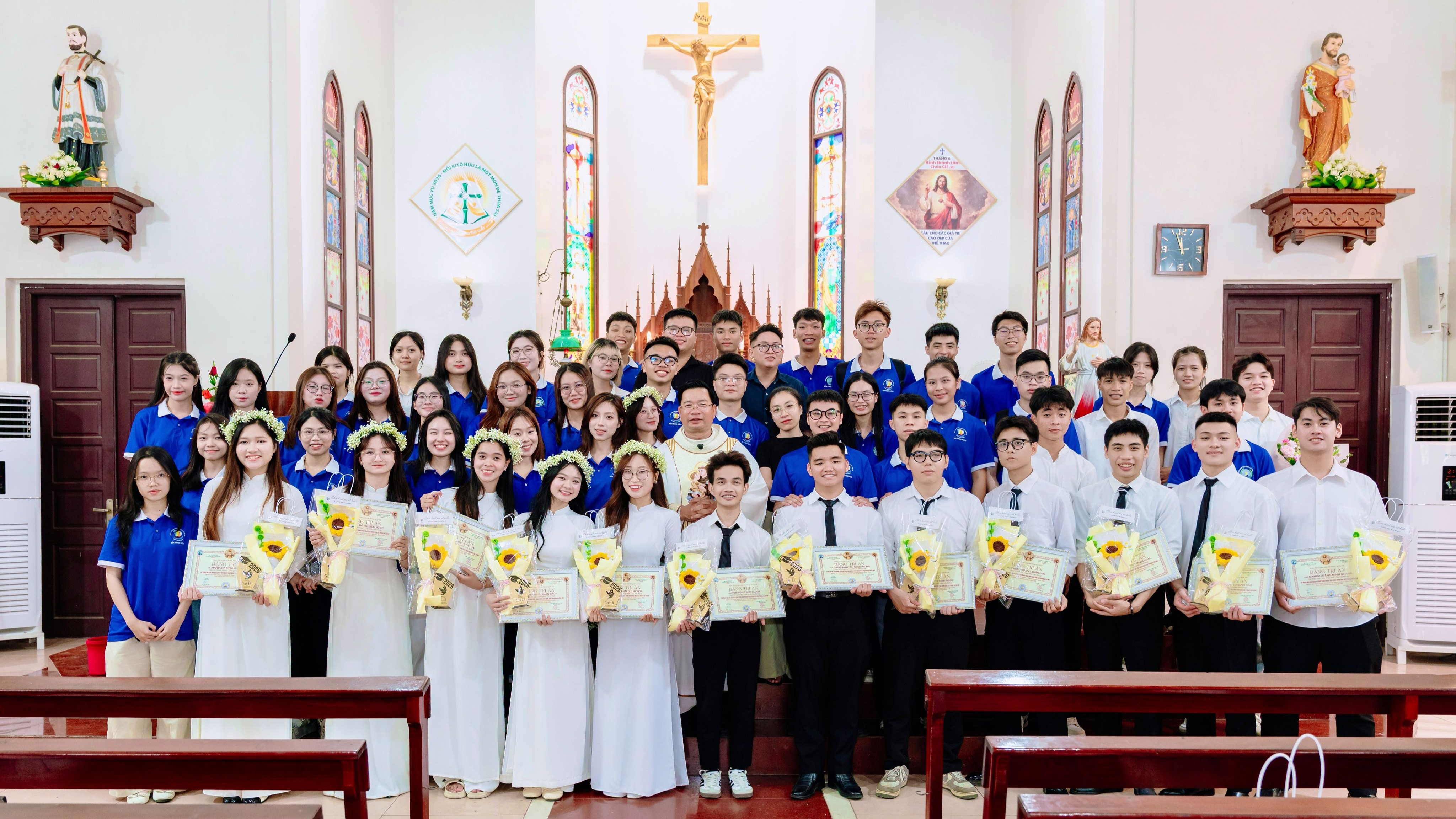 SVCG Giáo phận Hải Phòng tại Hà Nội: Thánh lễ Tạ ơn, Bế giảng và Sai đi năm học 2025 – 2026
